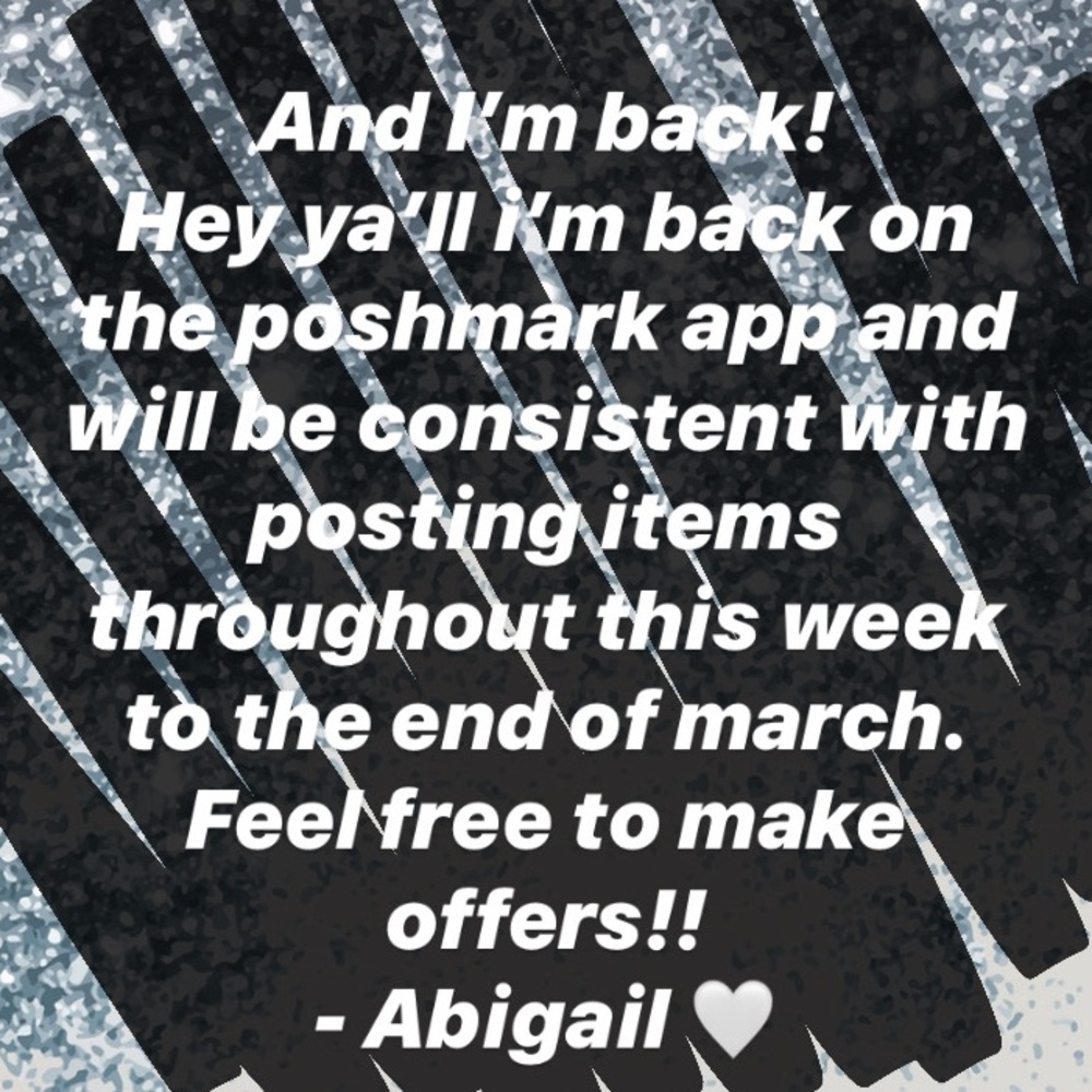 Hey y’all, I’m back! Happy shopping 🖤